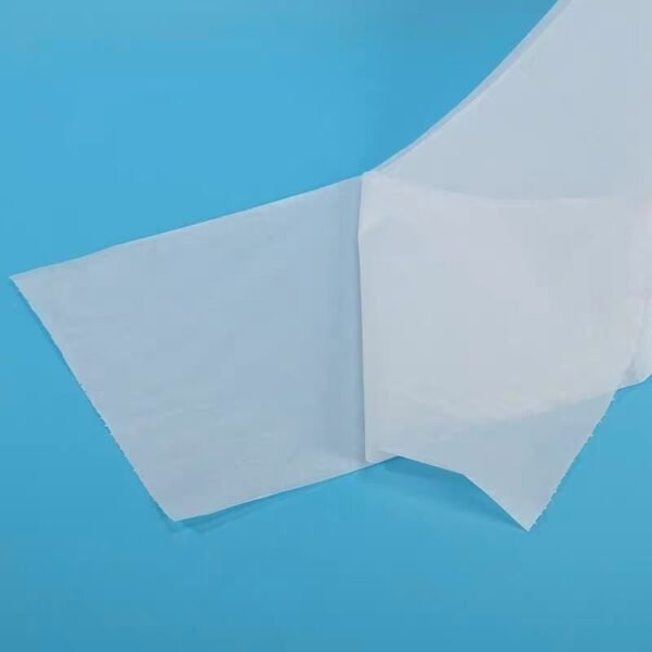Experience the Ultimate Clean with Our Lint-Free Cloths - Image 3